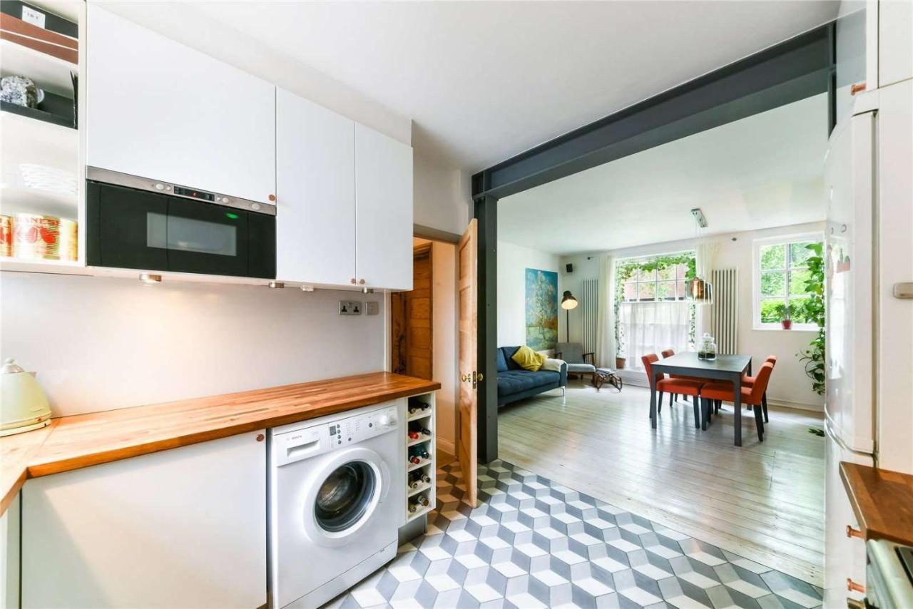 Designer Flat In Bethnal Green Лондон Экстерьер фото